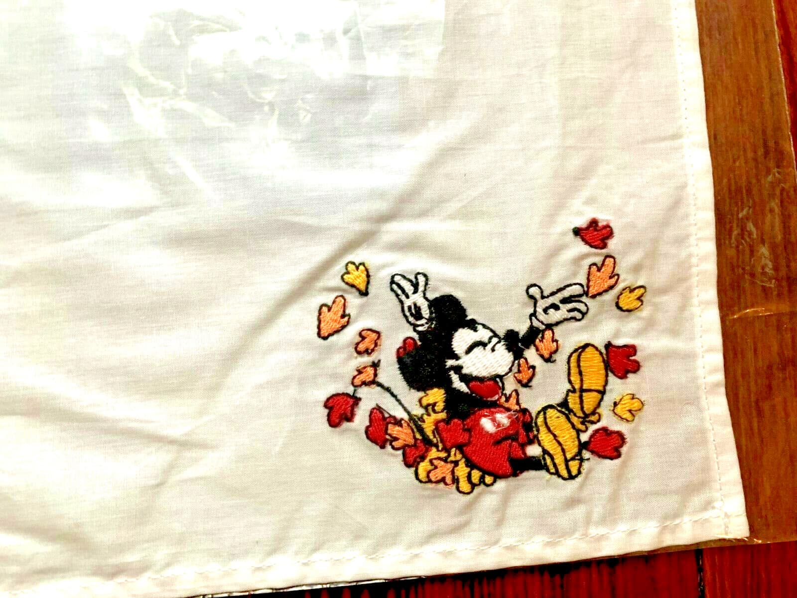 Pottery Barn Disney Mickey Mouse Napkin Thanksgiving party holiday school SET / 5