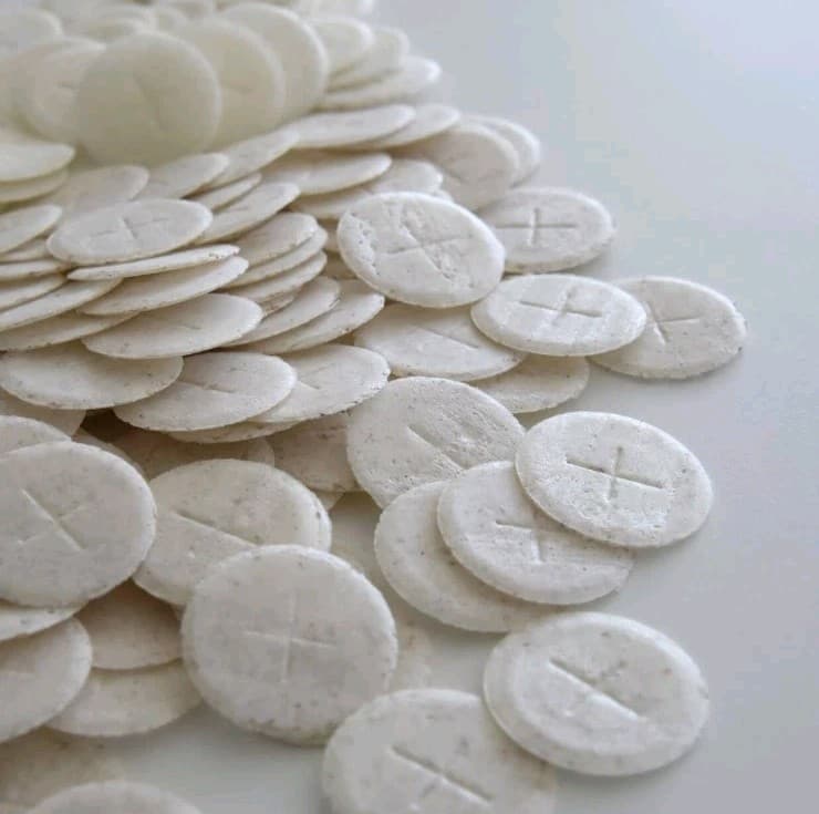 CHARISTIA 1970 Altar Bread 1 3/8" Whole Wheat Cross Design Box of 1000 Communion 5