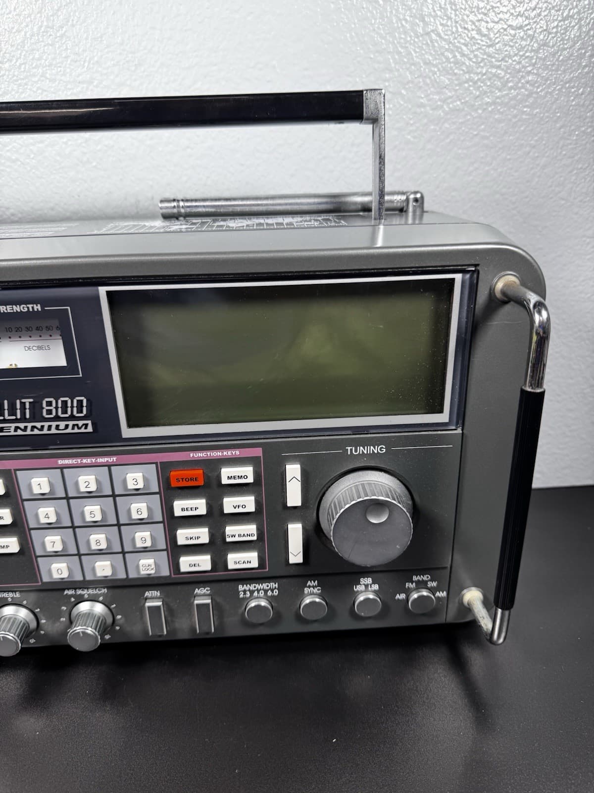 Grundig Satellit 800 Millennium Shortwave Receiver No power Supply 6