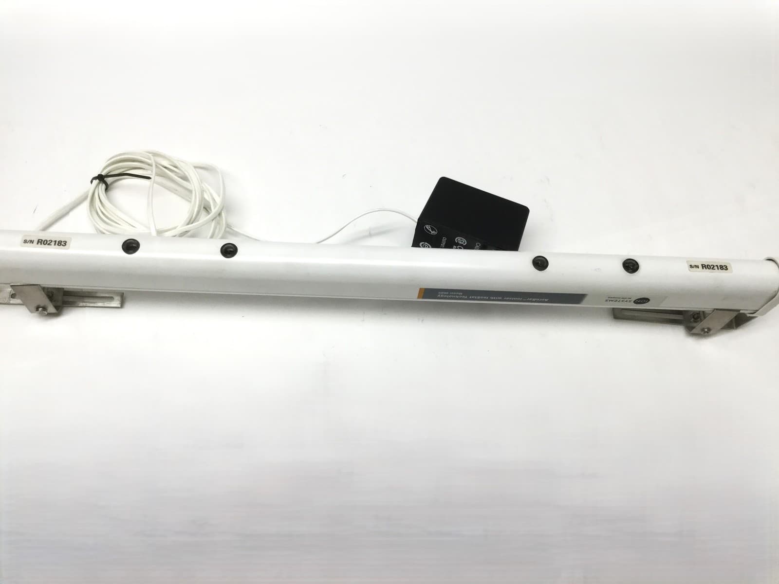 ITW Ion Systems 6685 AeroBar Ionizer Static Neutralizing Bar 22" Long, 24VAC 3