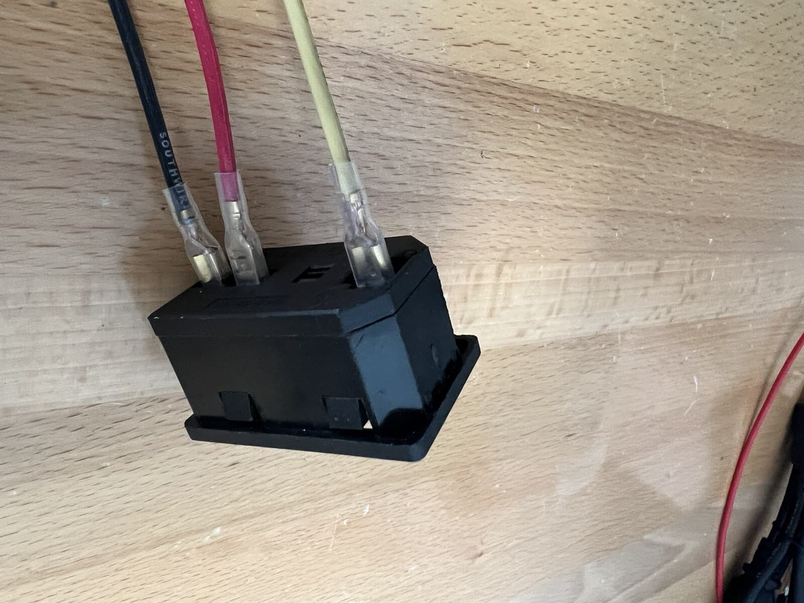 Assembled Power Socket with Fuse and wires Switch 3 Pin IEC320 C14 USA Plug 4