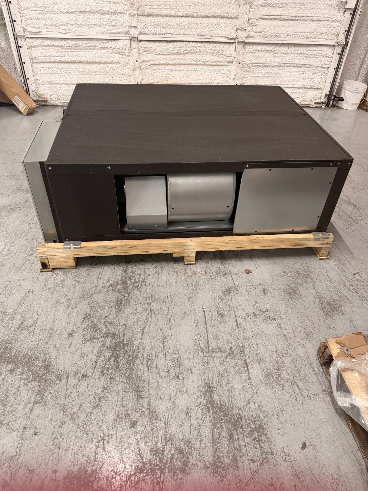 Daikin 6 Ton Indoor Fan Coil Unit, Ducted VRV Fan Coil (FXMQ72MFVJU) 2