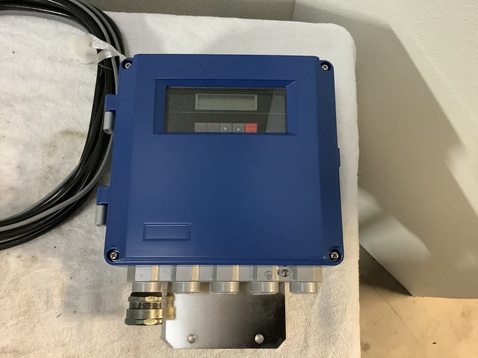 Fuji / Delta Instrument ZKM2B111-YEY7 Zirconia Oxygen Analyzer Transmitter 3