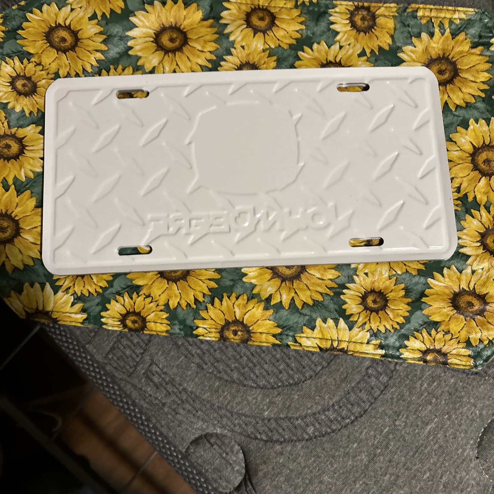 GENUINE JOHN DEERE NEW 6"X12" SILVER  DEERE LICENSE PLATE 3