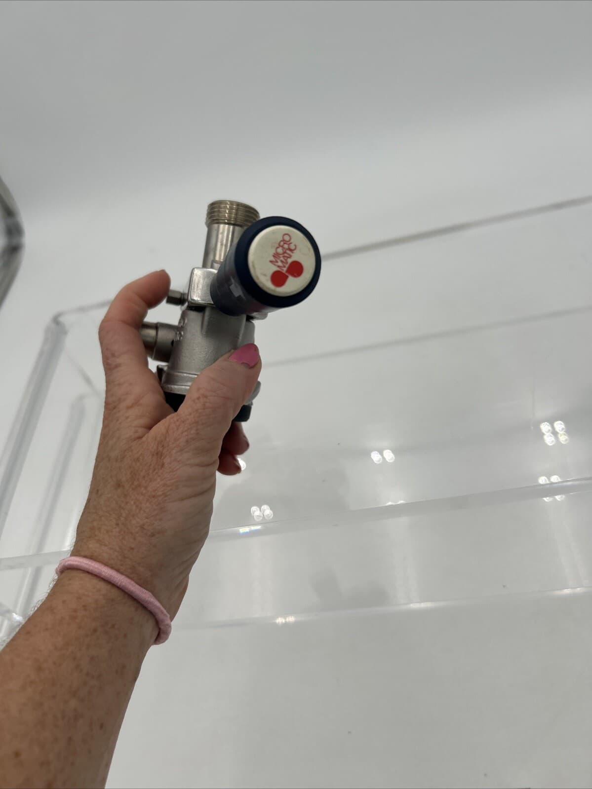 MicroMatic System Keg Tap Coupler, Stainless Steel Probe, Blue Handle 4