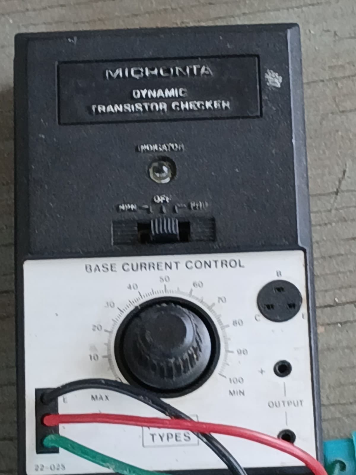 Vintage Dynamic Transistor  Checker  Micronta 22-025 Radio Shack 3