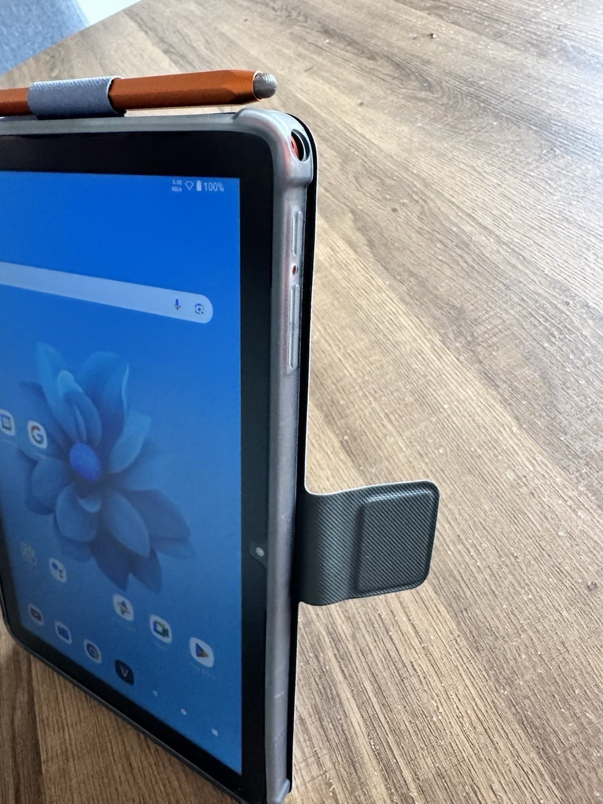 Android Tablet With Pen And Case 3