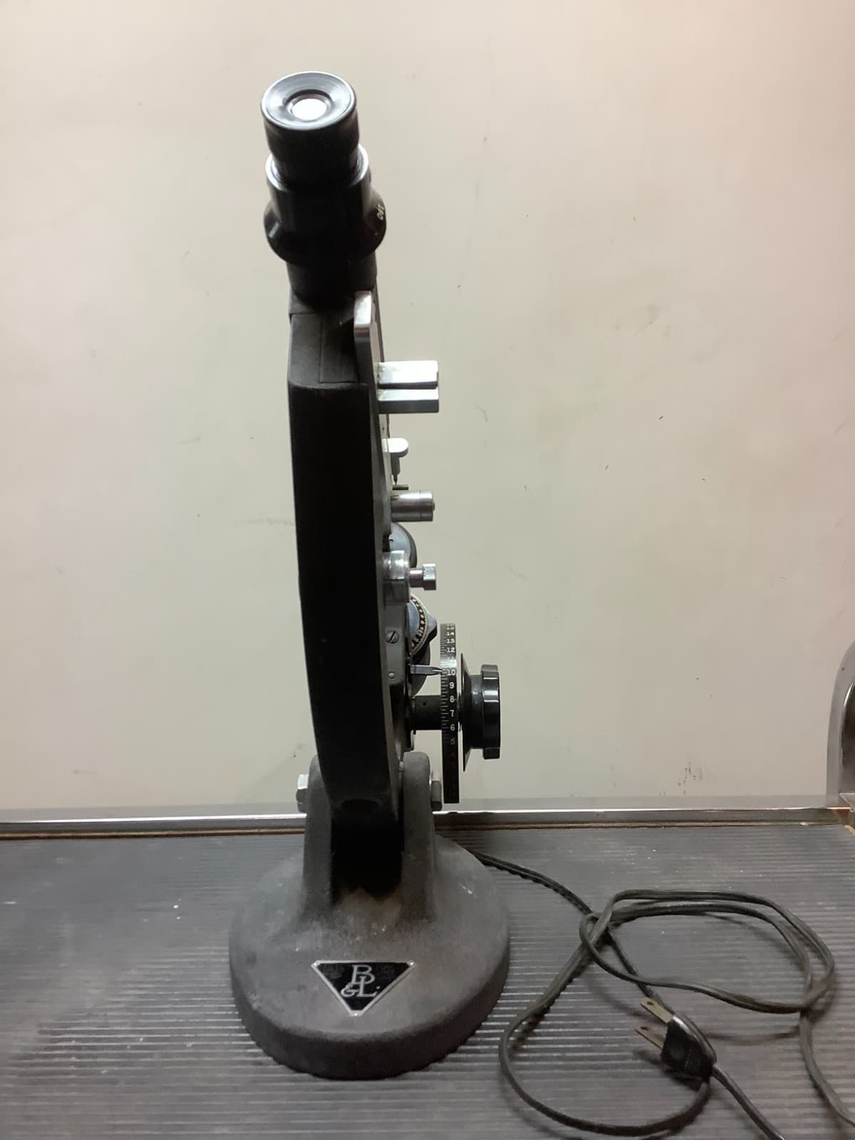 Bausch and Lomb Lensometer  4