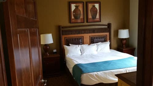 Wisconsin Dells, Wyndham at Glacier Canyon, 1 Bedroom Del, 18-22 Nov ENDS  11/07 6