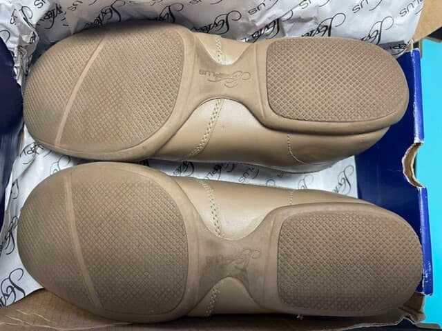 Womens 6 Styleplus Releve #8525 Nude Tan Dance Jazz Flags Colorguard Shoes 3