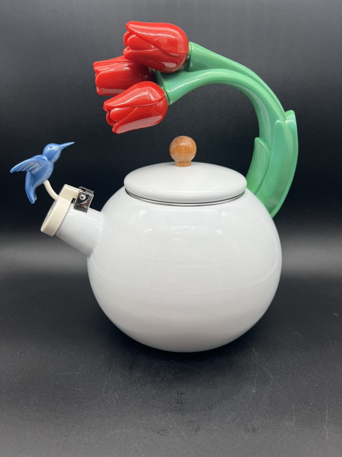 Enamel Metal Teapot Kettle With Tulips Handle And A Humming Bird. 2