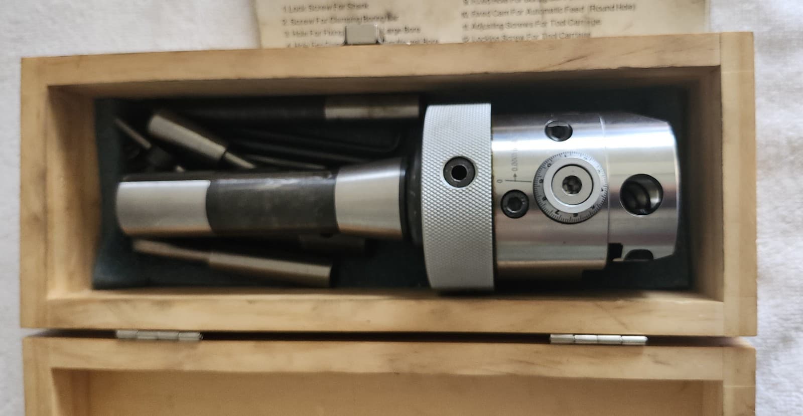 R8 AUTO FACING AND BORING HEAD WITH CASE & ATTACHMENTS 2