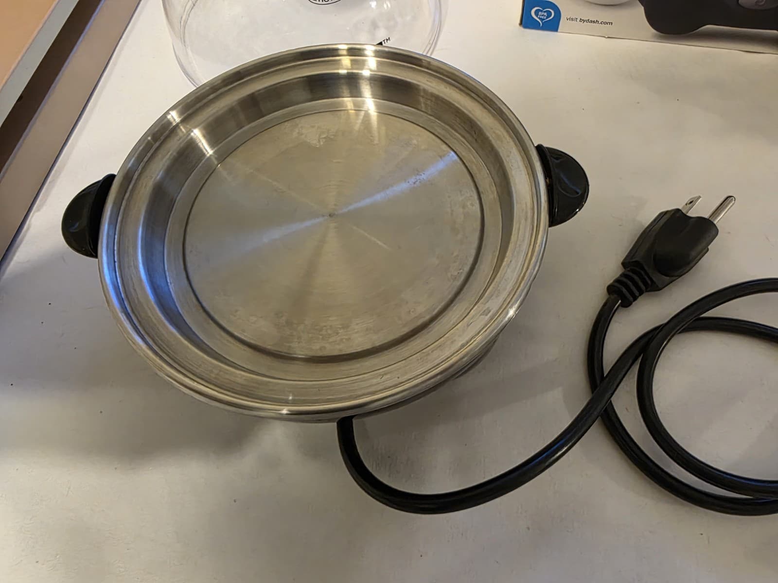 DASH RAPID EGG COOKER 6 CAPACITY ELECTRIC HARD BOILED POACHED SCRAMBLED FREE SH 6