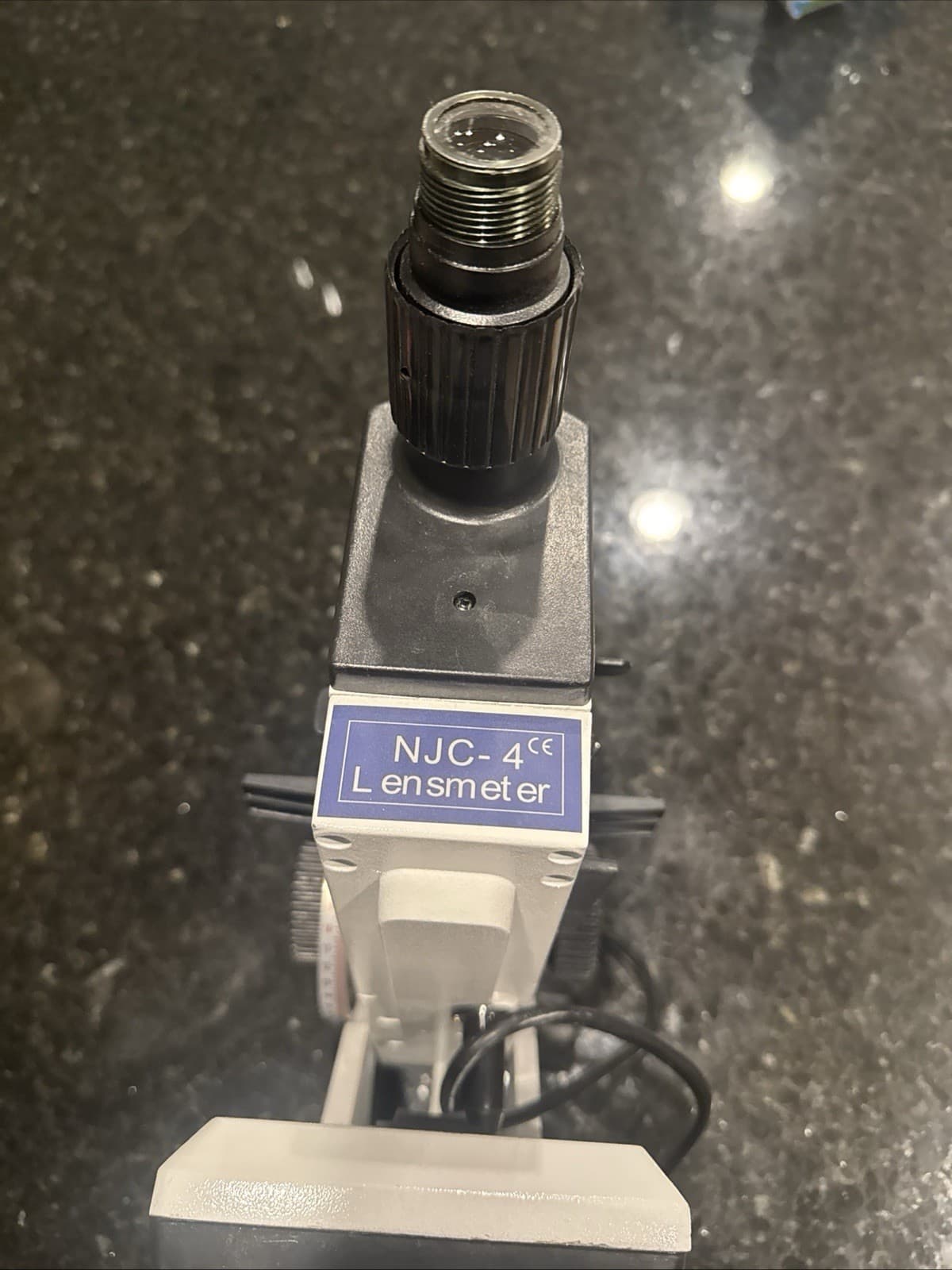 NJC-4 Optical Manual Lensometer Focimeter Lensmeter Optometry Equipment 110/220V 2