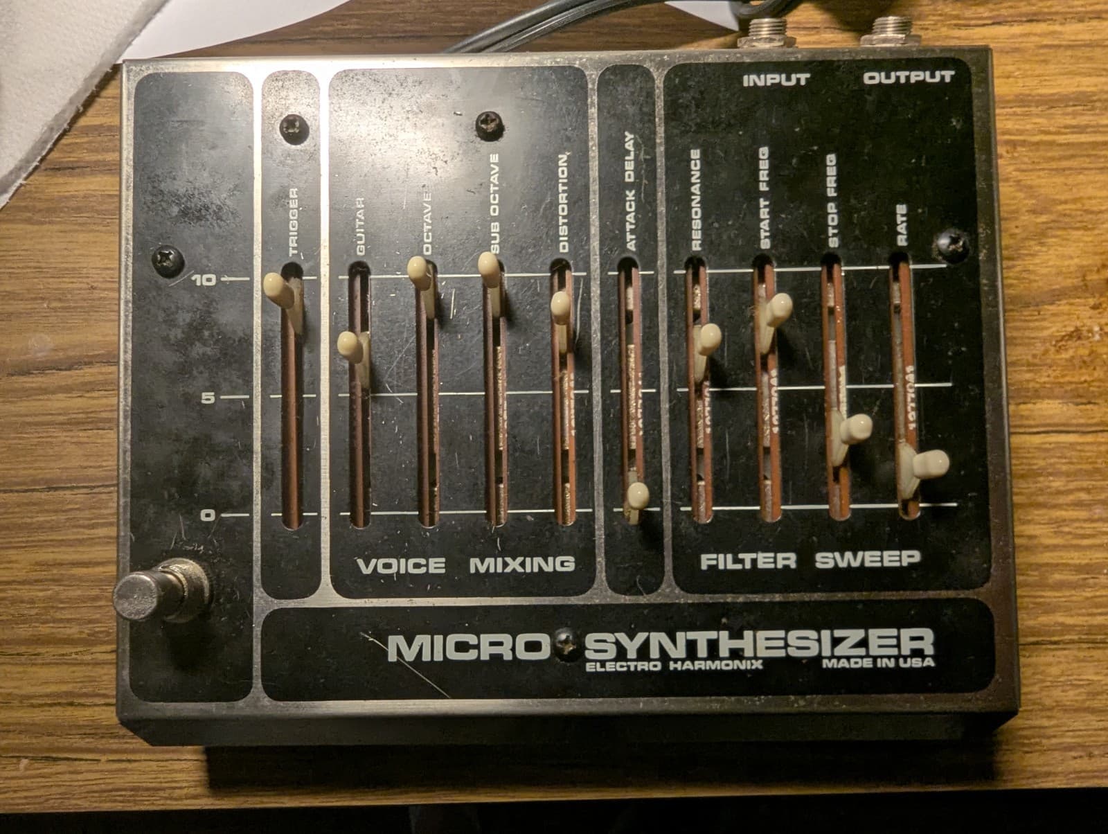 Electro Harmonix V1 1978 Micro Synthesizer original nice example with box 2