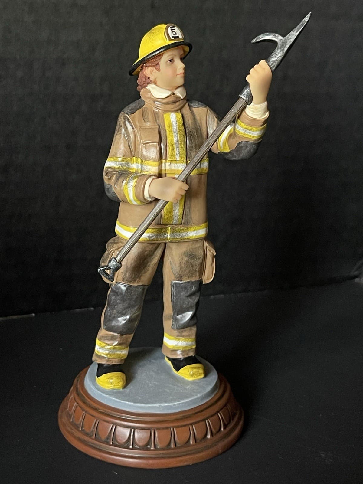 Vanmark Red Hats of Courage Ready for the Task Female Firefighter 2001 #2/1327 2