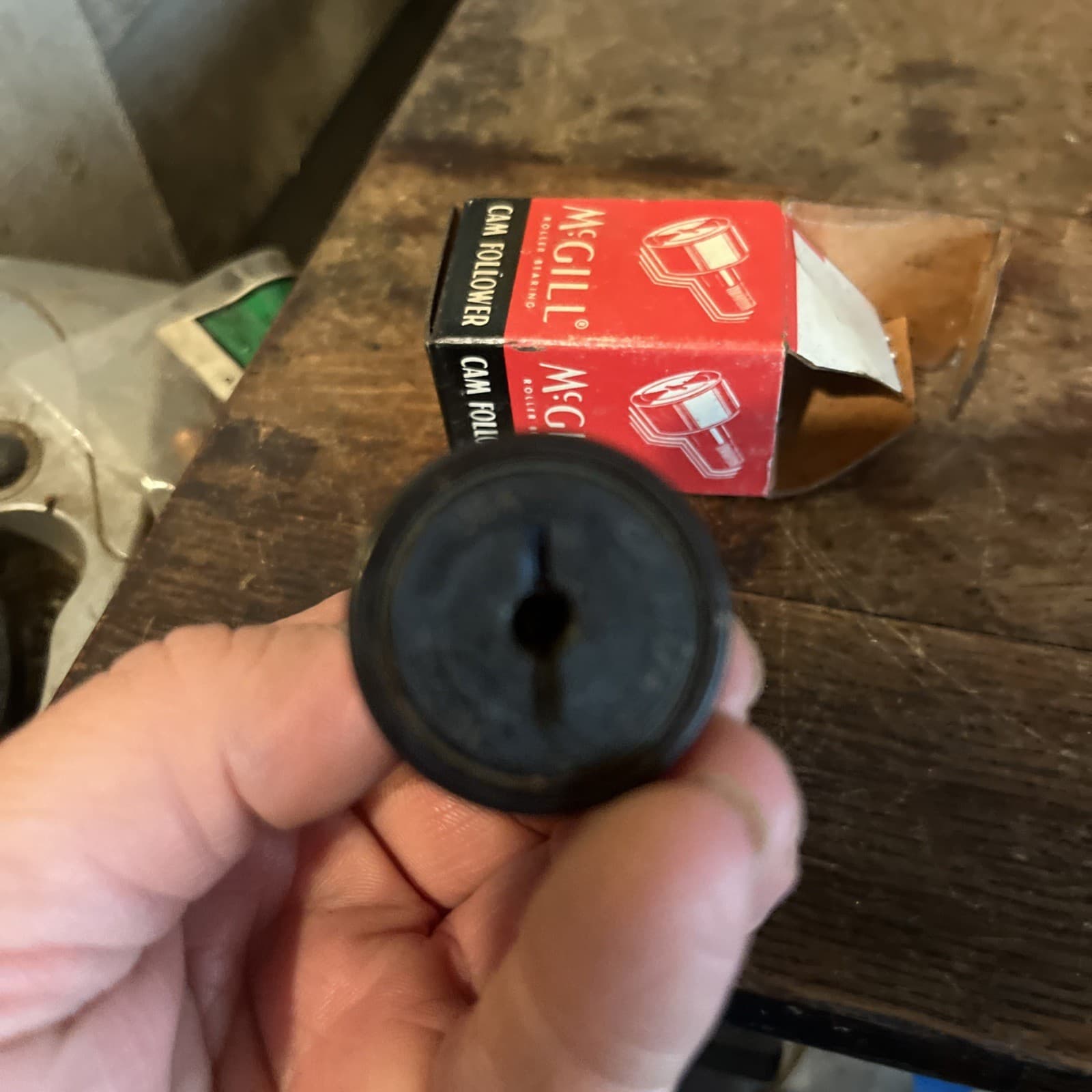 NOS MCGILL CF 11/4 SB CAMFOLLOWER PRECISION BEARING 5