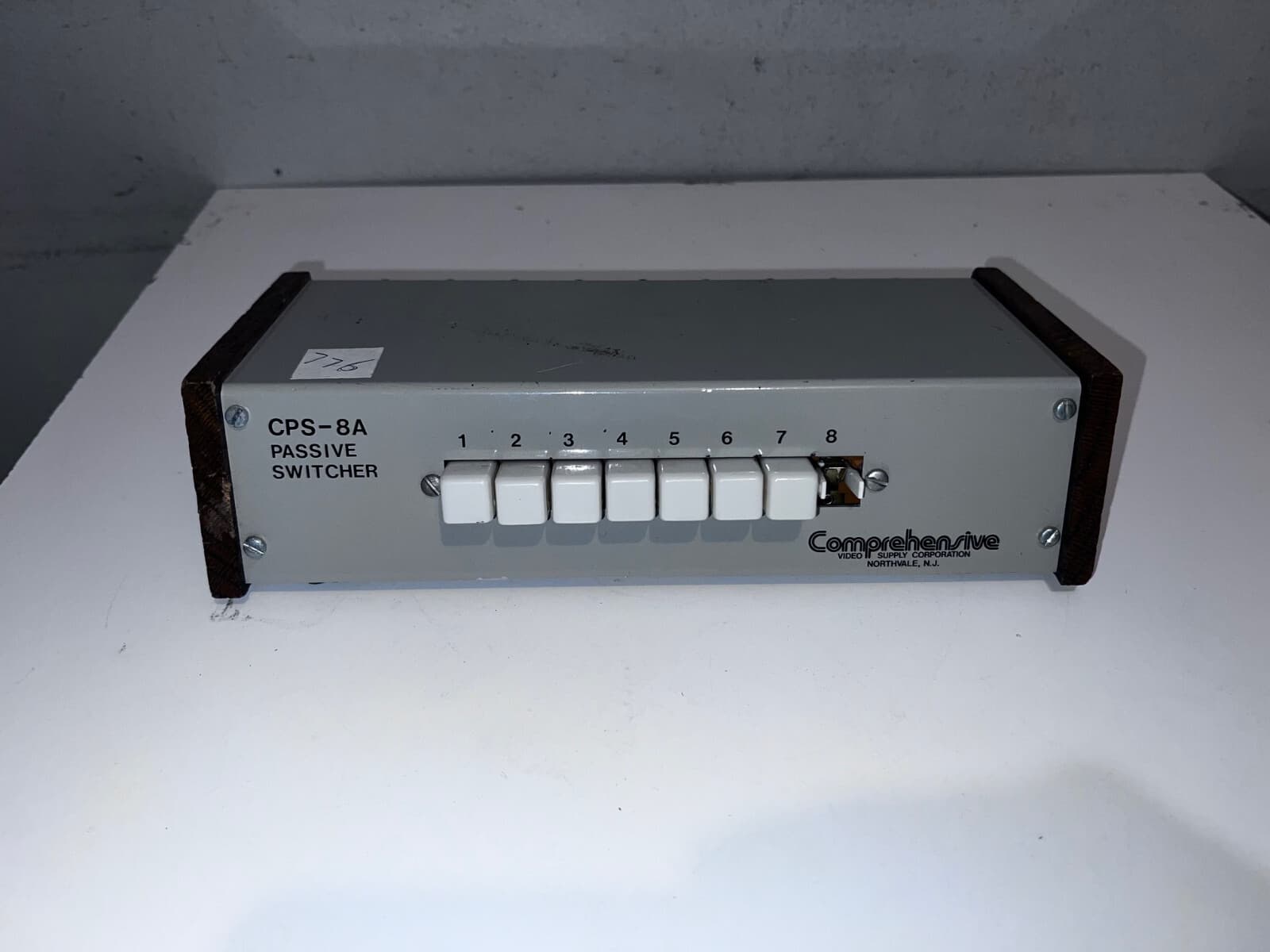 Comprehensive Passive Switcher CPS-8A