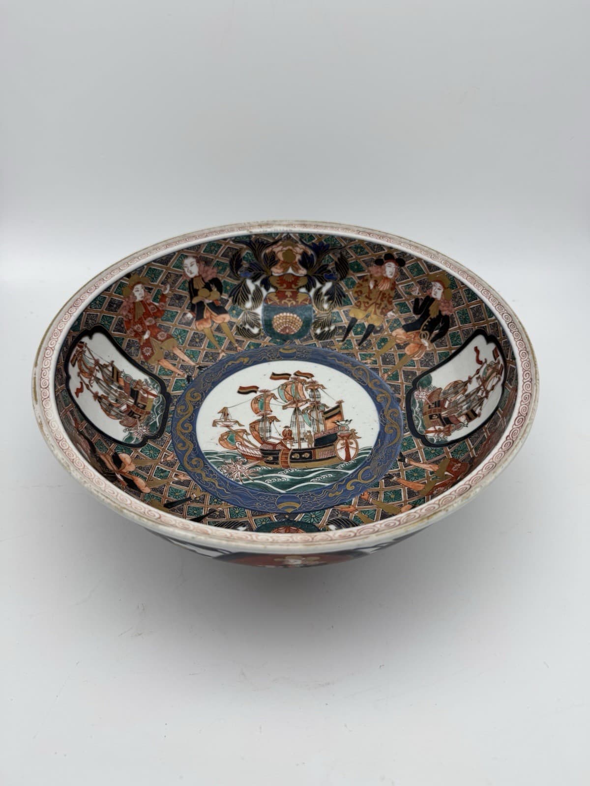 Meiji Period Japanese Imari “Black Ship” Bowl – Dutch Traders & Ship Motif, 10” 3