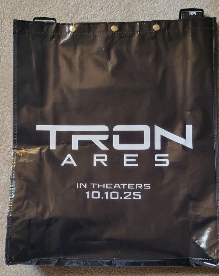 TRON ARES NIN Nine Inch Nails SDCC 2025 7" Vinyl + Swag Bag 4