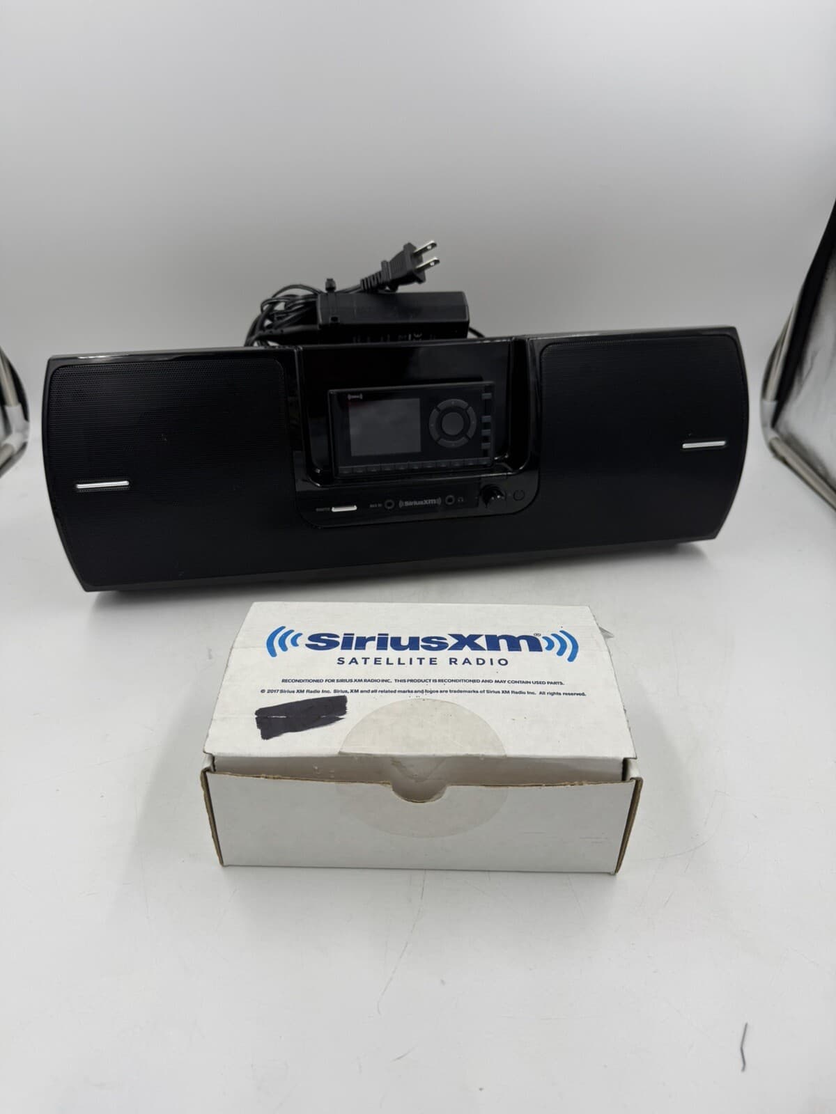 Sirius XM SXSD2 Dock and Play Satellite Radio Boombox with Onyx EZ & Extra Cords