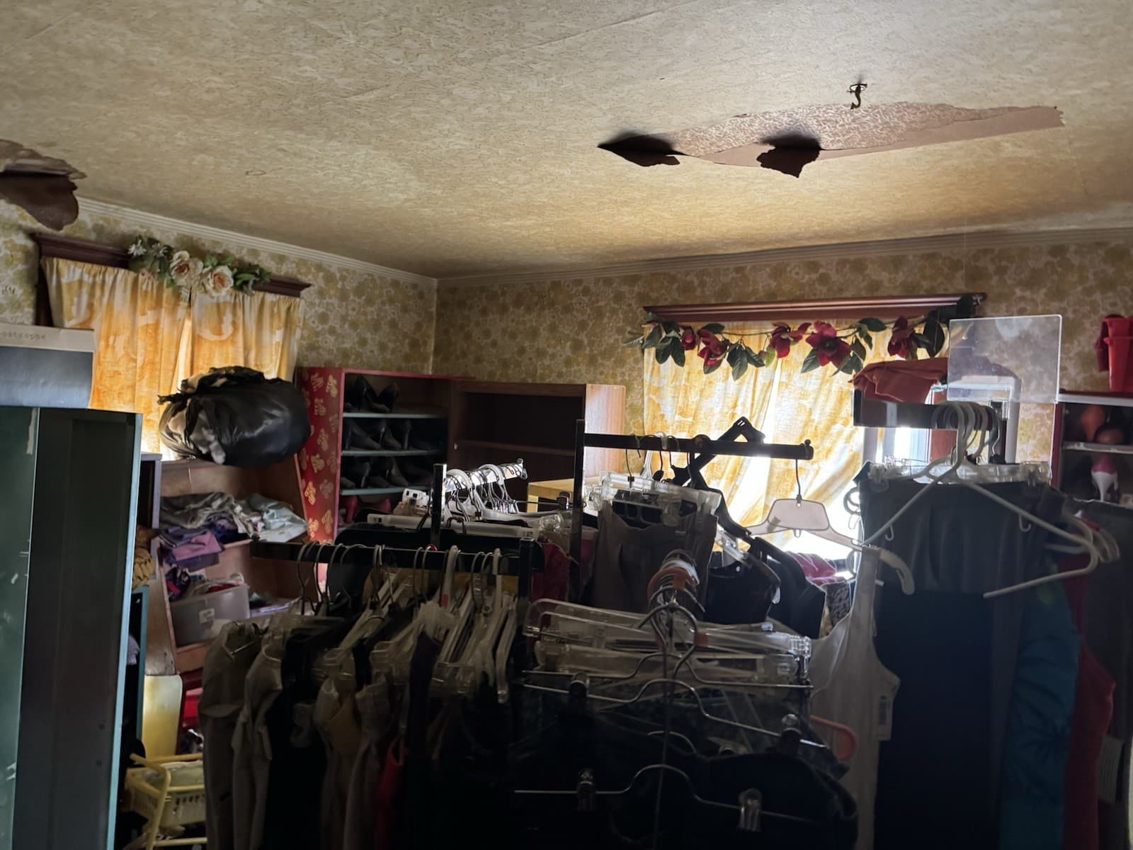 House for Sale. By Eddie . 5 Bedroom Three Bathroom House Two Car Garage 6