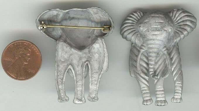 6pcs.VINTAGE WHITE CASTED ELEPHANT 45x35mm. BAR PIN T28