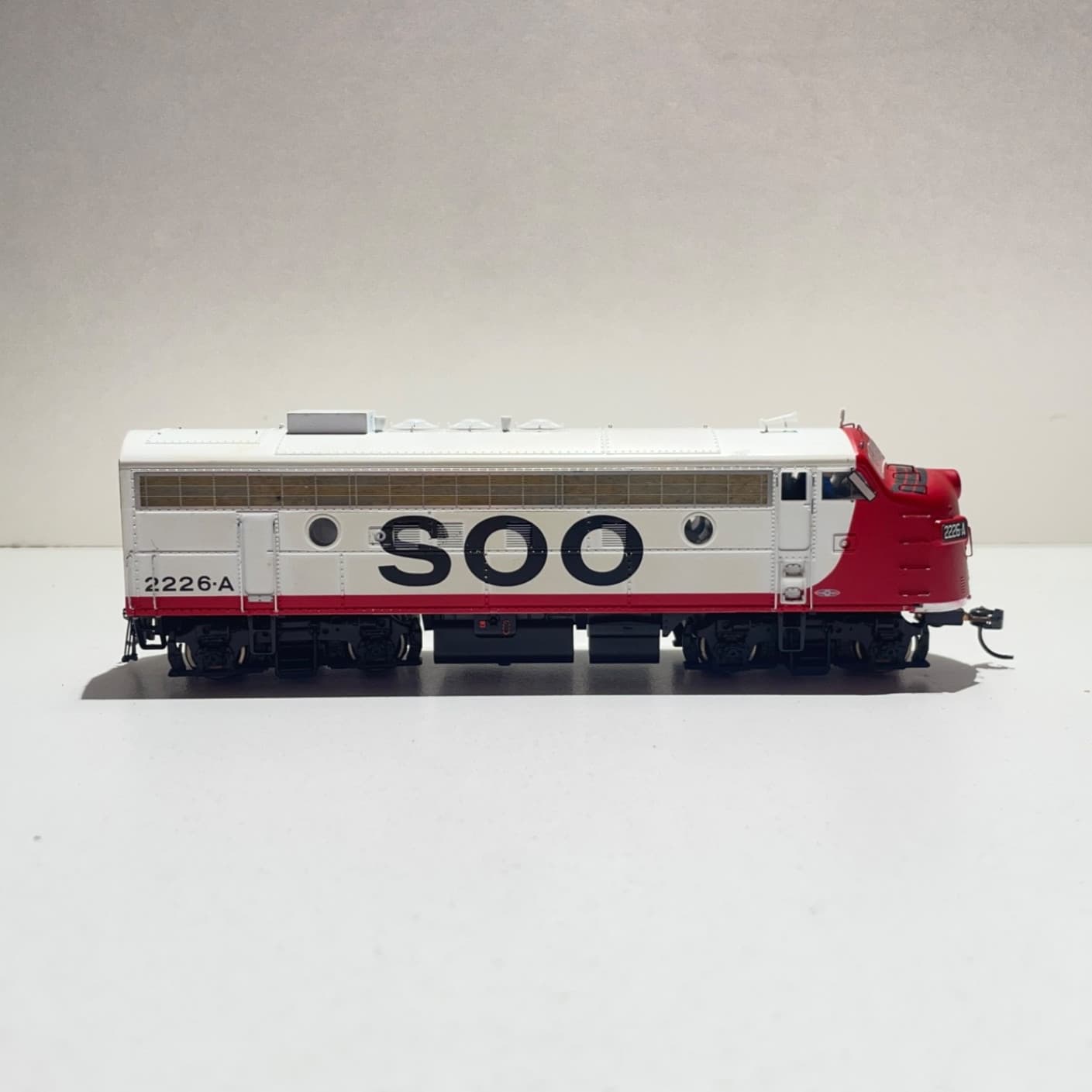 Proto 2000 HO Scale Soo Line #2226A F7A Locomotive Runs No Box