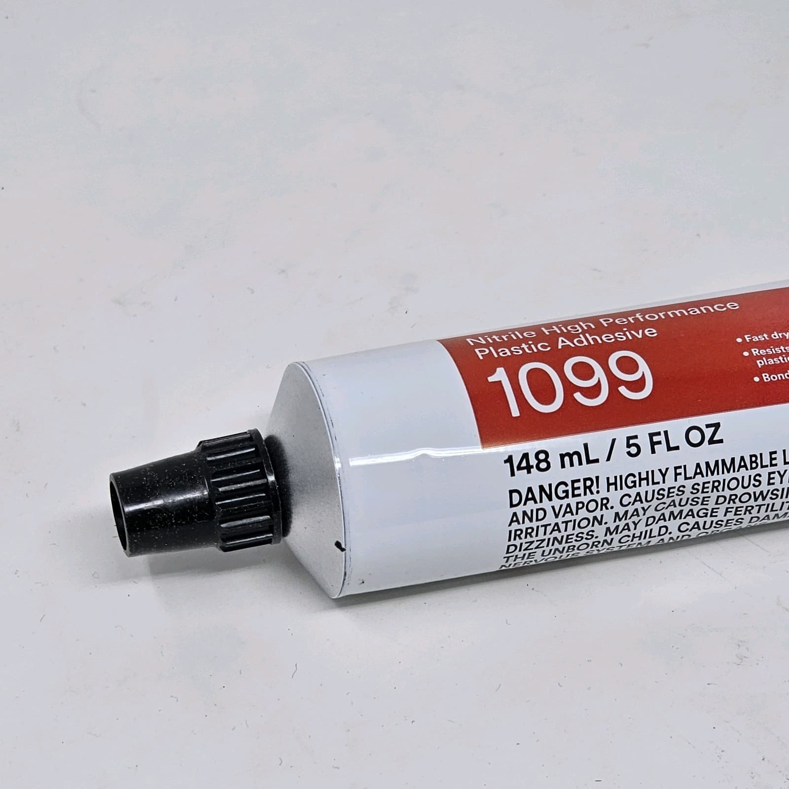 3M Nitrile High Performance Plastic Adhesive 1099, Tan, 5 Oz Tube 2