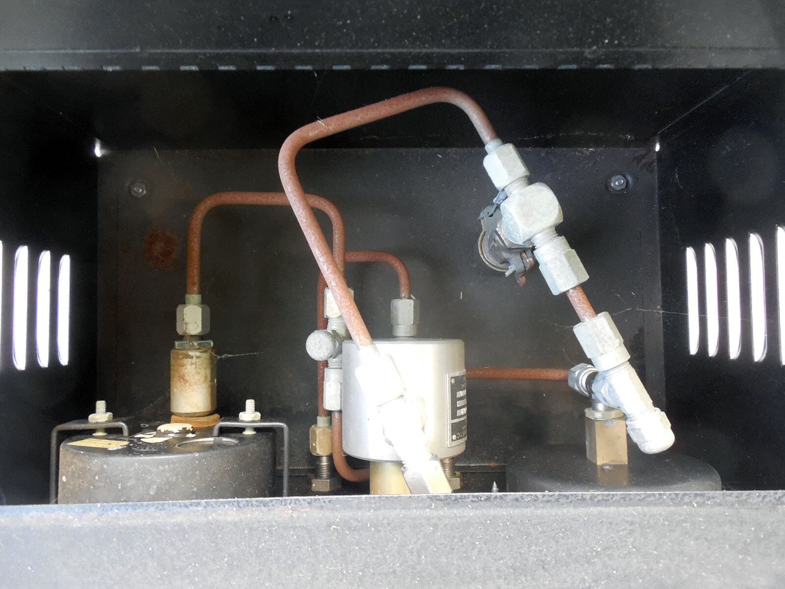 REGULATED HIGH PRESSURE AIR STATION TEST EQUIPMENT FOR SCUBA REPAIR WORK 3