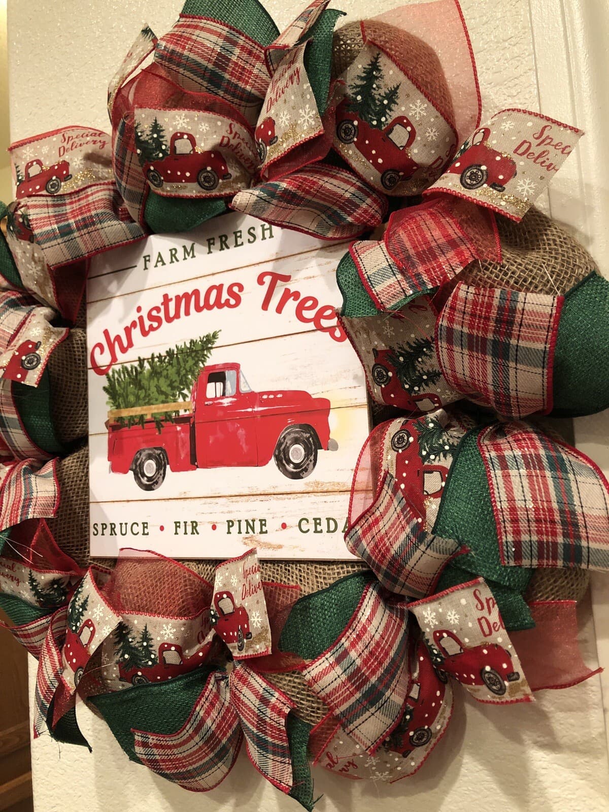 FARMHOUSE Red Truck CHRISTMAS Trees WREATH 🎄 BURLAP Deco Mesh RUSTIC Farm Fresh 6