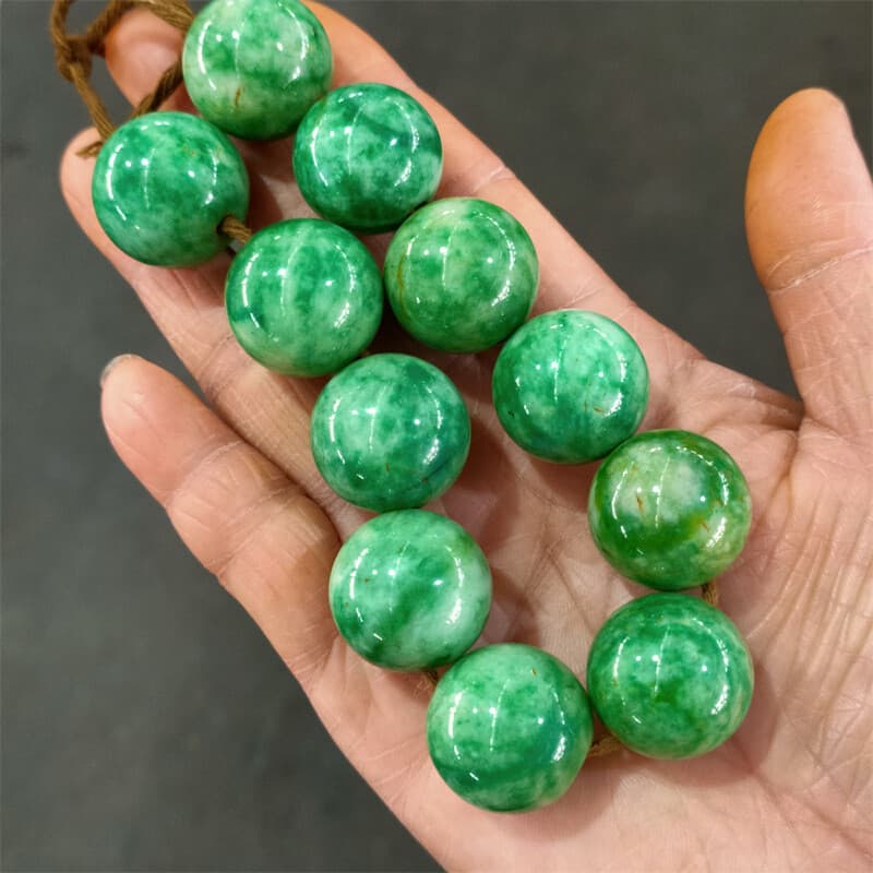 Collect Dried Jade, Green Iron Dragon Like Emerald Emerald Buddha Bead Bracelet 2