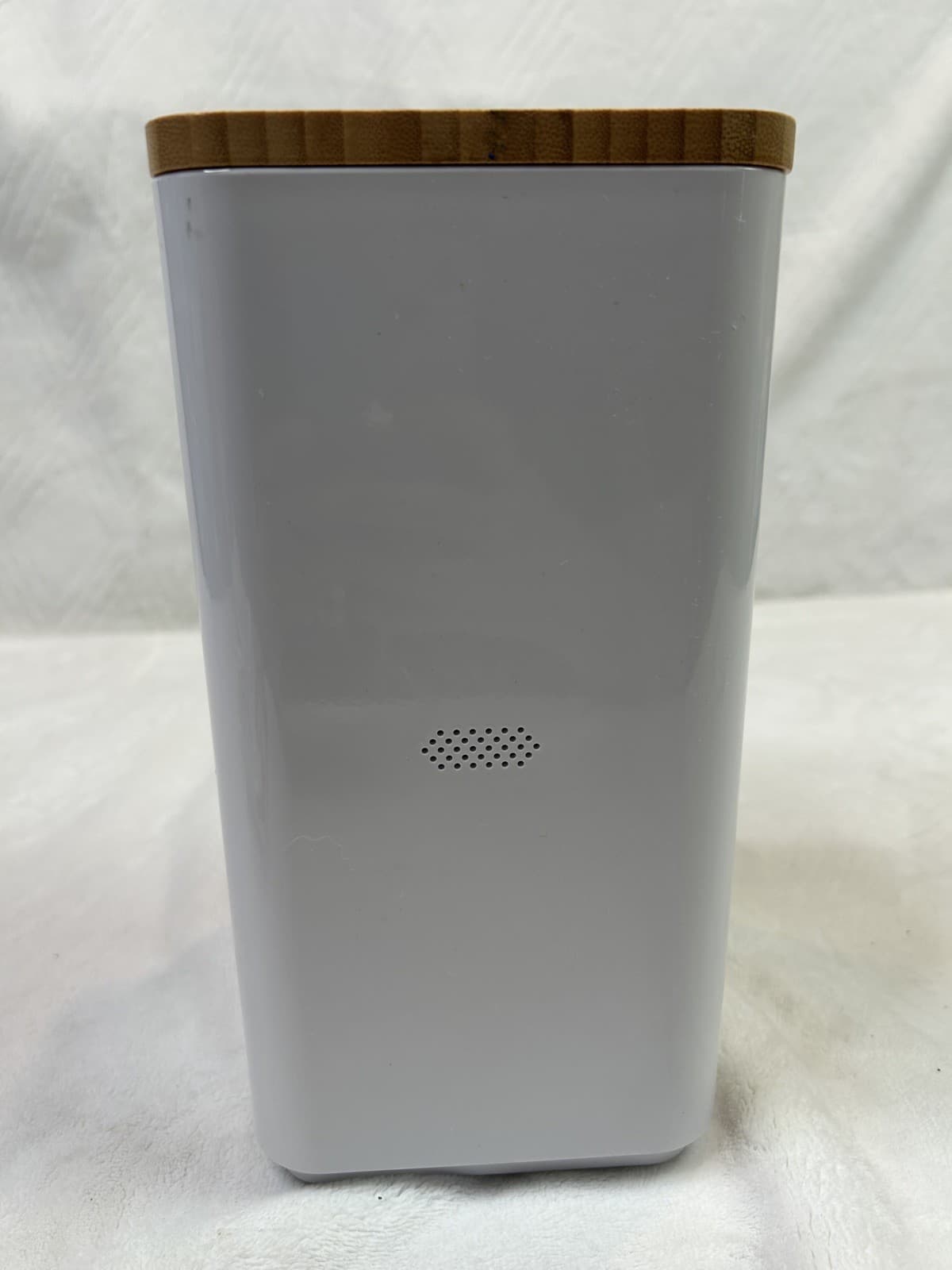 DOGNESS Wi-Fi Pet Camera with Treat Dispenser for Dogs and Cats (no cord) 3