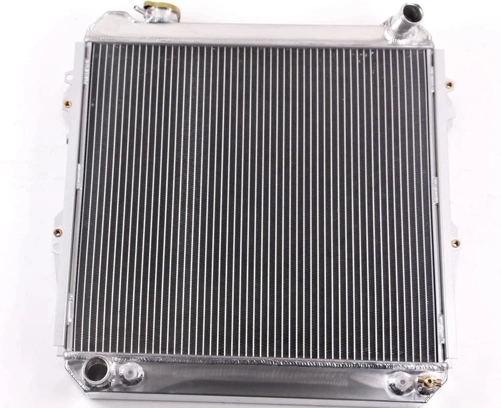 3 Row Core Aluminum Radiator For Toyota 4 Runner Pickup DLX SR5 Base Truck 3.0L