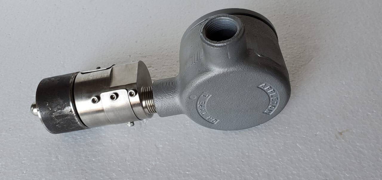 detector switch FMS B5-A Detector Switch P/N 380808-0 new unused 100% made in US 2