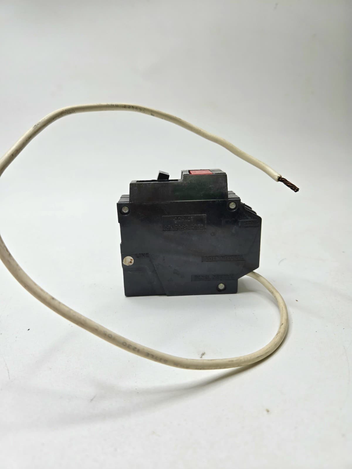 GE THQL 20 Amp GFCI Circuit Breaker 1-Pole 120V Push to Test THQL1120GF 4