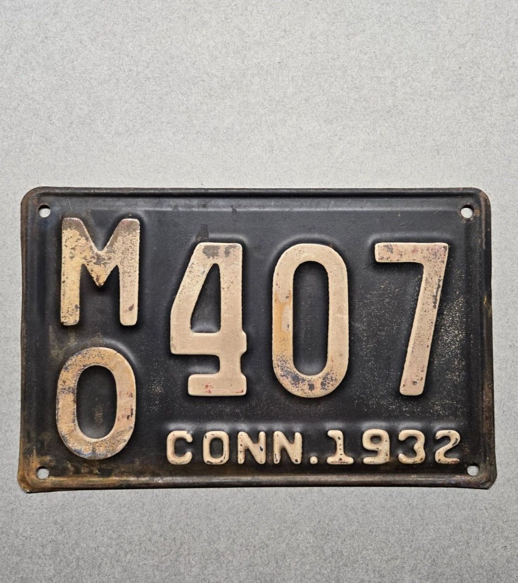 🐾 1932 CONNECTICUT "PASSENGER" LICENSE PLATE (MO 407)