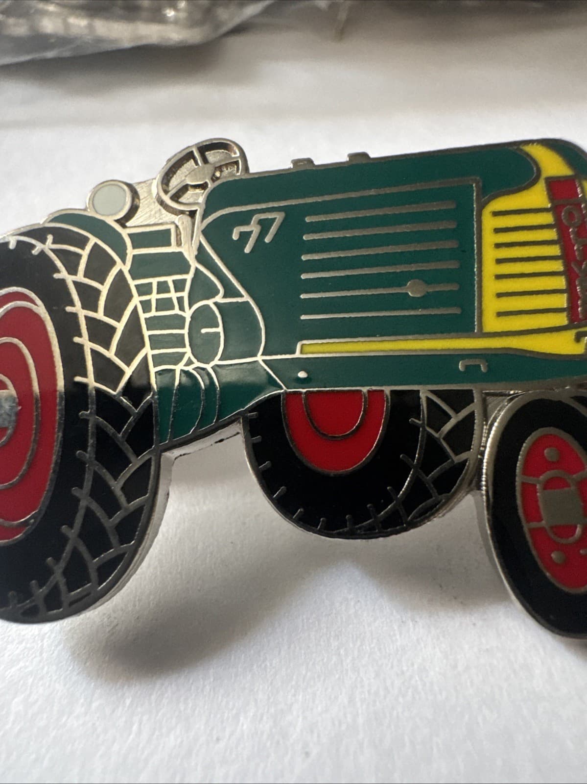 Oliver 77 Farm Tractor Hat Lapel Pin Great  Color Collectible Fast Free Shipping 4