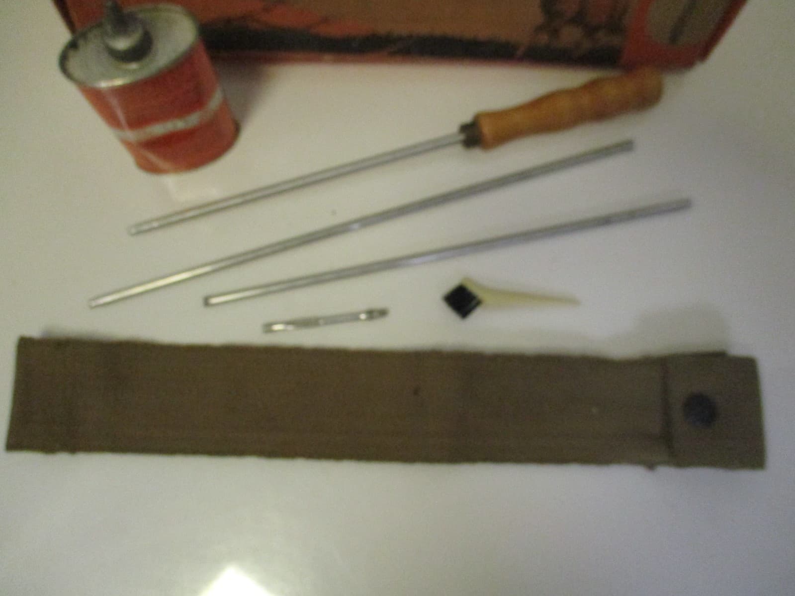 Vintage Marble's Gun Cleaning Kit with Very Nice Nitro Solvent Oil Can 6