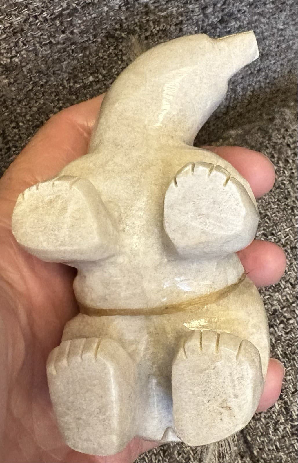 Native American 1970’s Zuni Carved Stone Bear Fetish 5 1/4 6