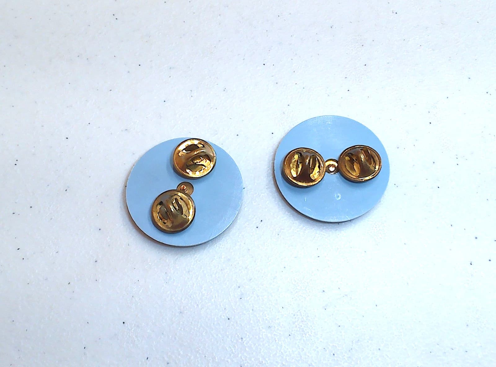 Set of US Army Infantry Anodized Uniform Collar Devices Emblems Pins Back Plates 2