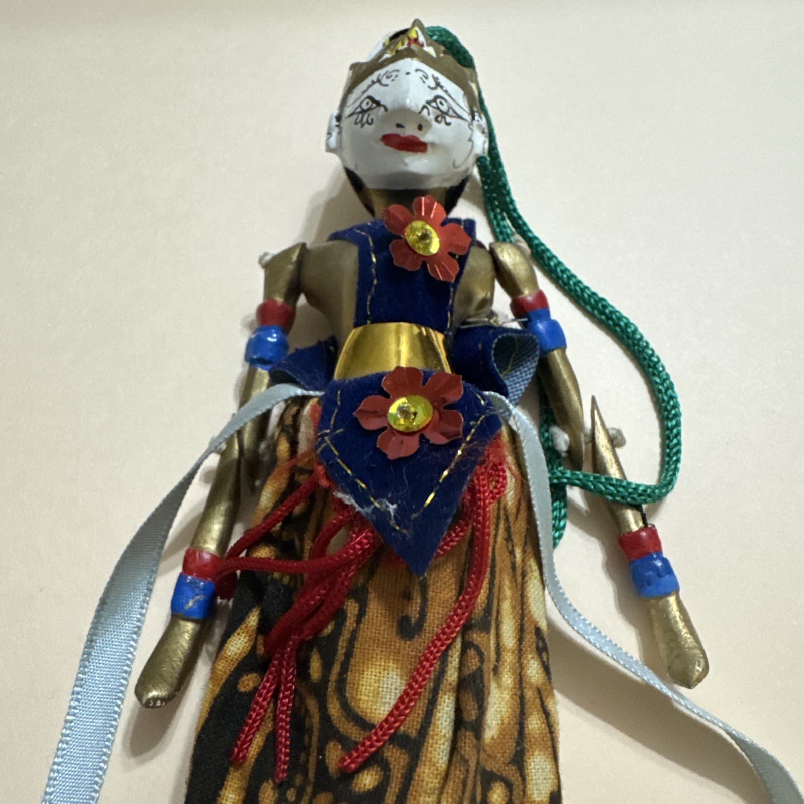 VTG Indonesian Rod Puppet Wayang Golek Java Shadow Hand Carved Wooden Doll 6” 6