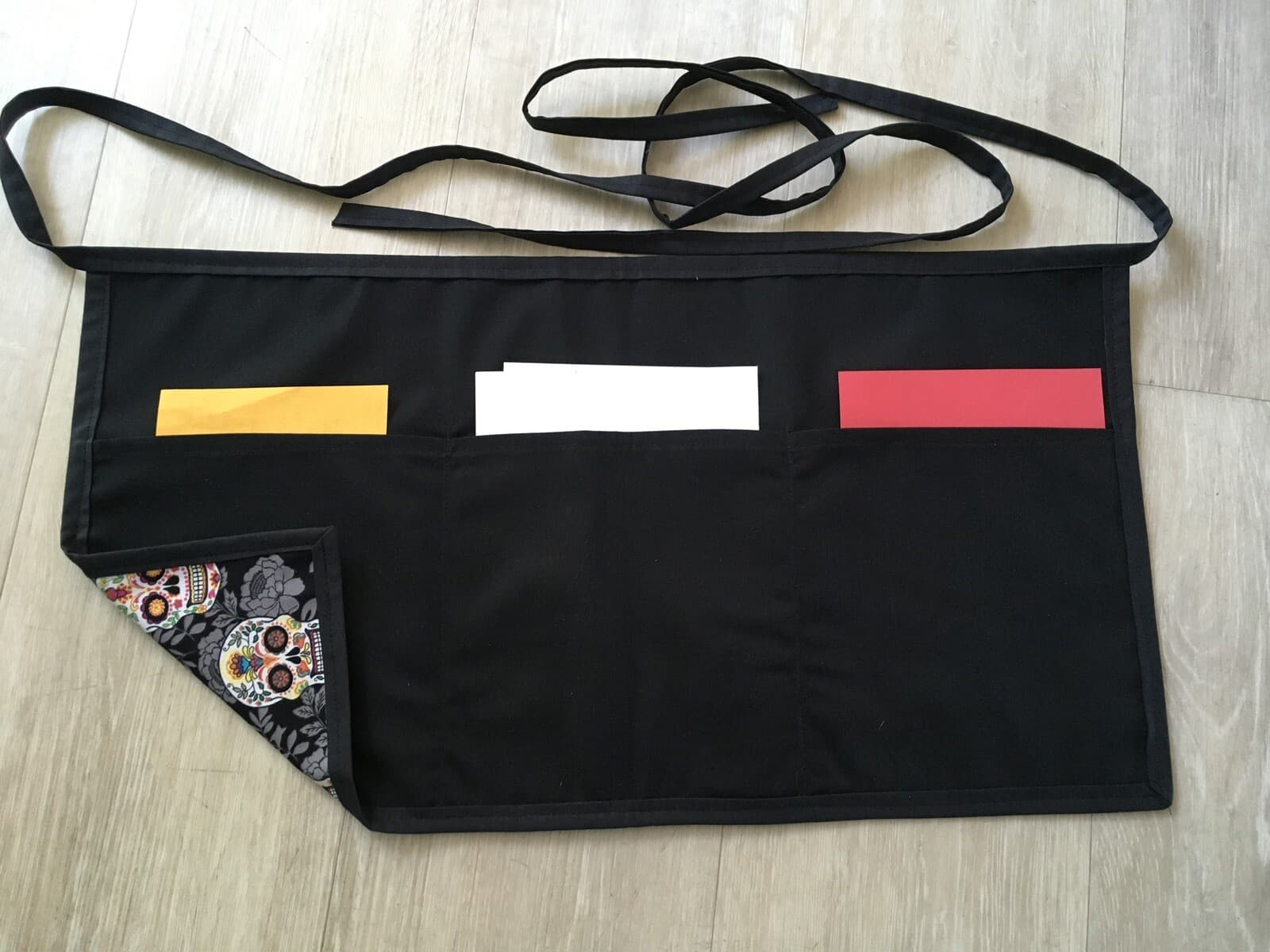 Reversible waitress apron Skull & Black 3 Pockets Per Side, Server  Restaurant 4