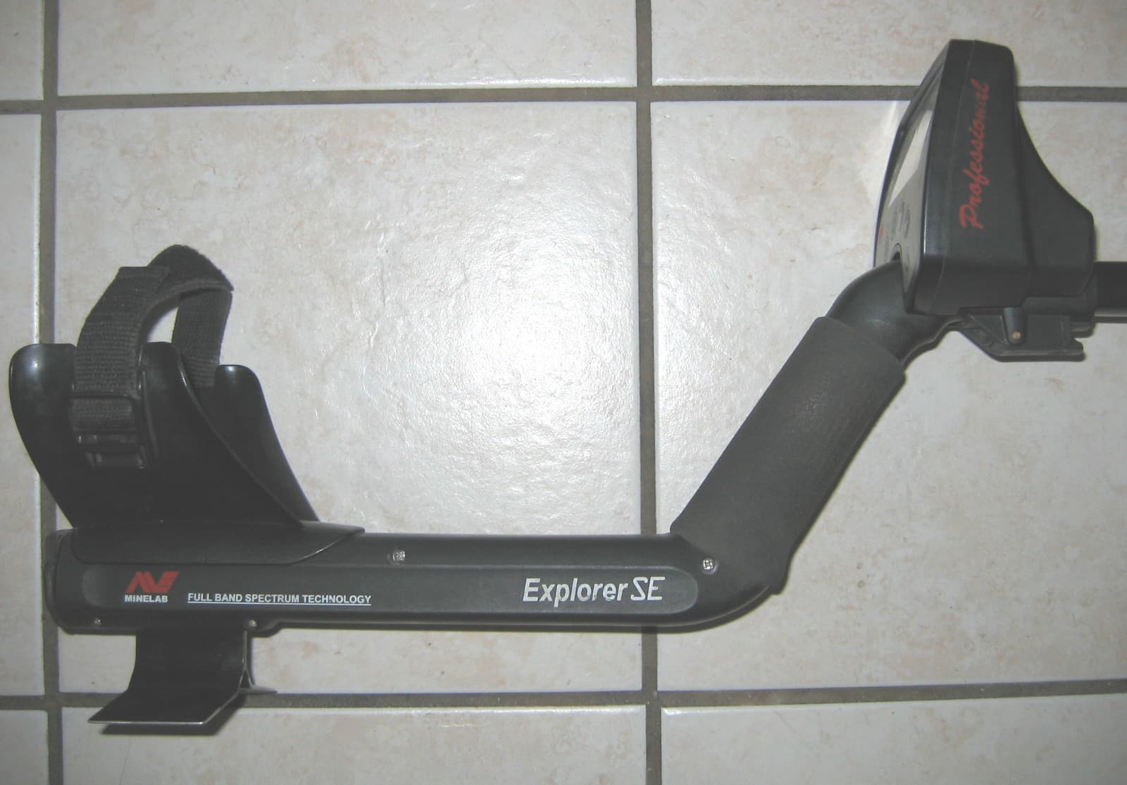 Minelab Explorer SE Professional Metal Detector, SE Pro 4
