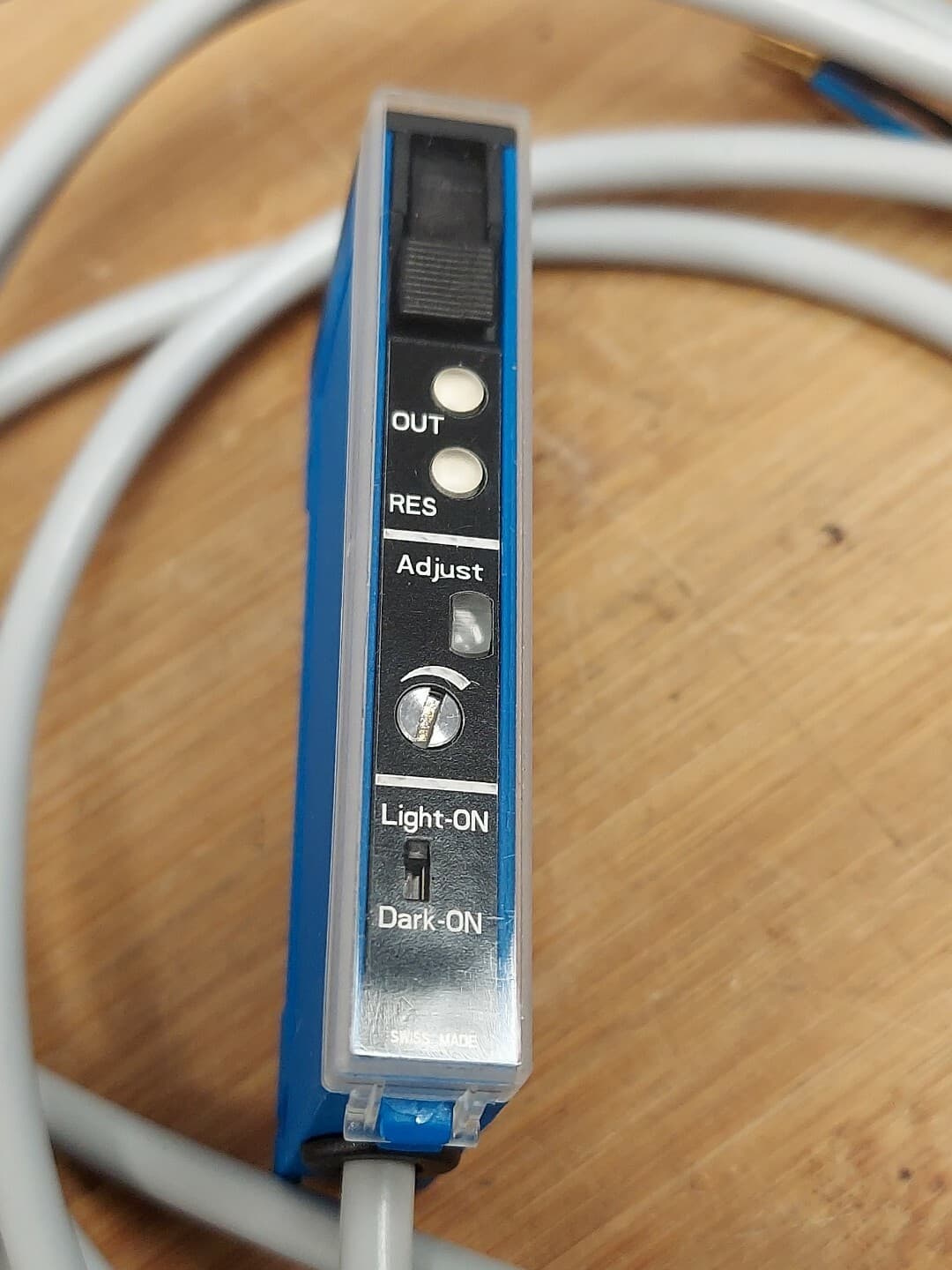 Automation Direct DFP-AP-1A Fiber Amplifier Pnp 10-30 Vdc 200mm  2