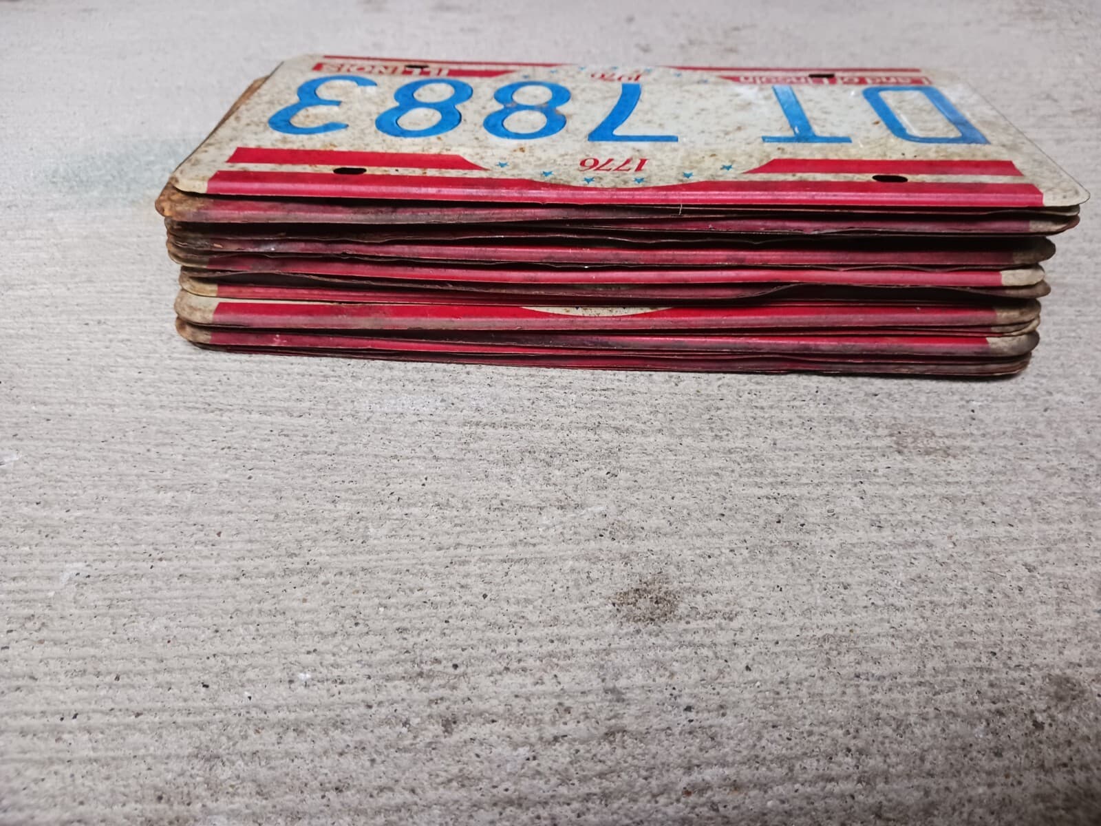 20 Illinois 1976 Bicentennial License Plates Lot Collecting or Decorating 3