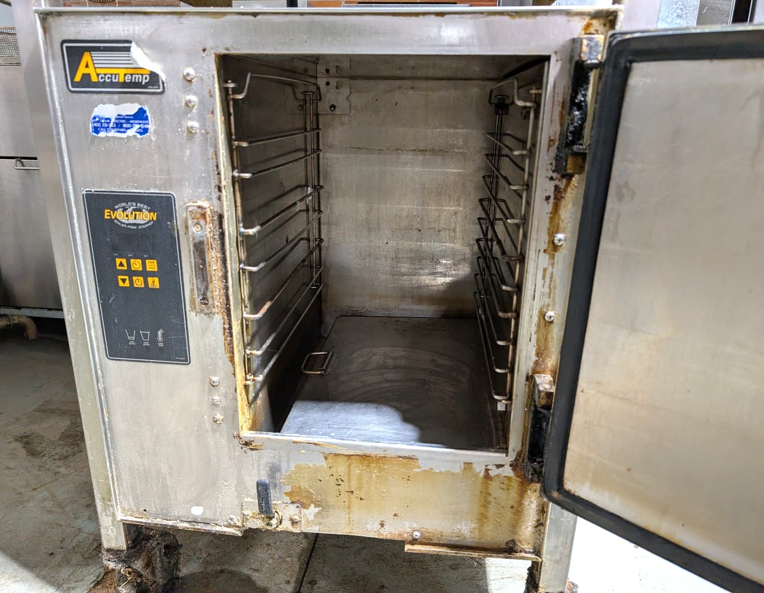 AccuTemp E6 Evolution 6 Pan Double Electric Boilerless Connectionless Steamer 3