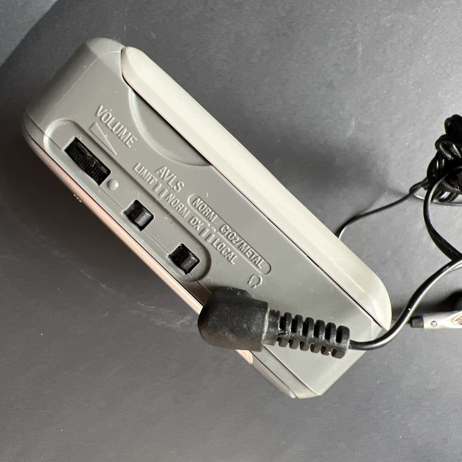 Sony Walkman WM-FX269 AM/FM Tape Radio Works Tape Does Not Headphones Work 5