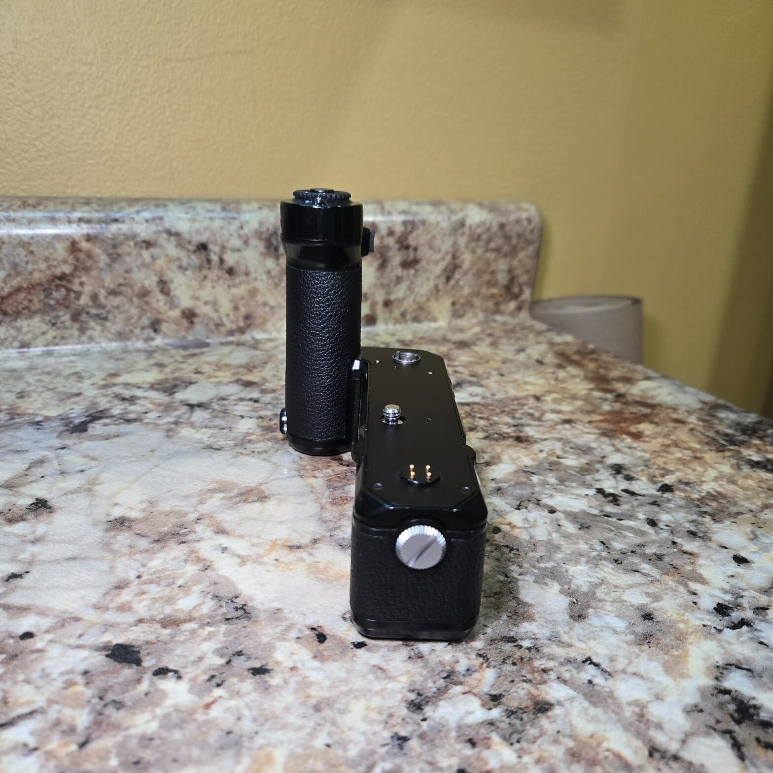 Nikon MD-12 MD 12 NOT WORKING PARTS REPAIR for FM2 FE2 FA FE FM FM3A 2