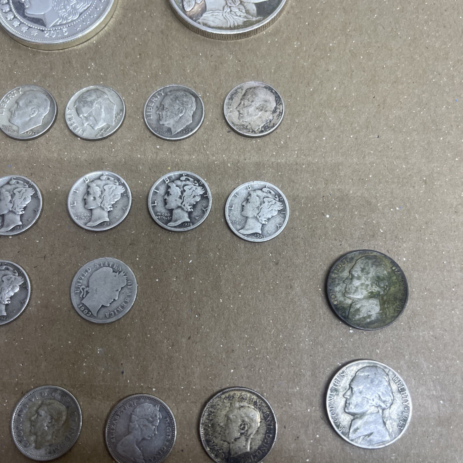 Mixed Lot Of 37 Silver Coins Us An Canada scrap of collect 4